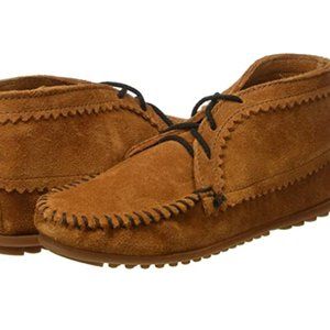 Minnetonka Women's Suede Ankle Boot